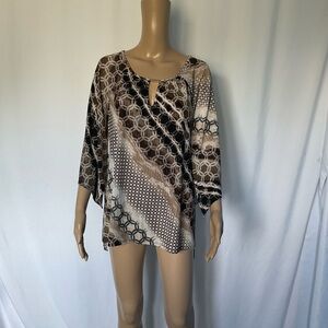 Dana buchman Womens Geométric print blouse Size L